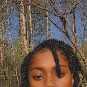 Meet your Posher, Victoria